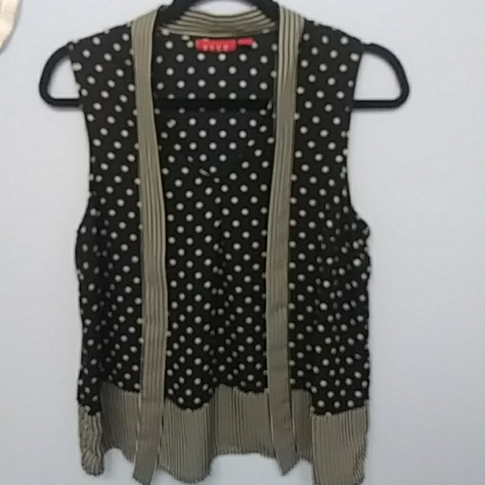 No sleeve blouse